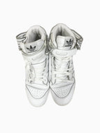 Adidas Jeremy Scott perspectiva desde arriba